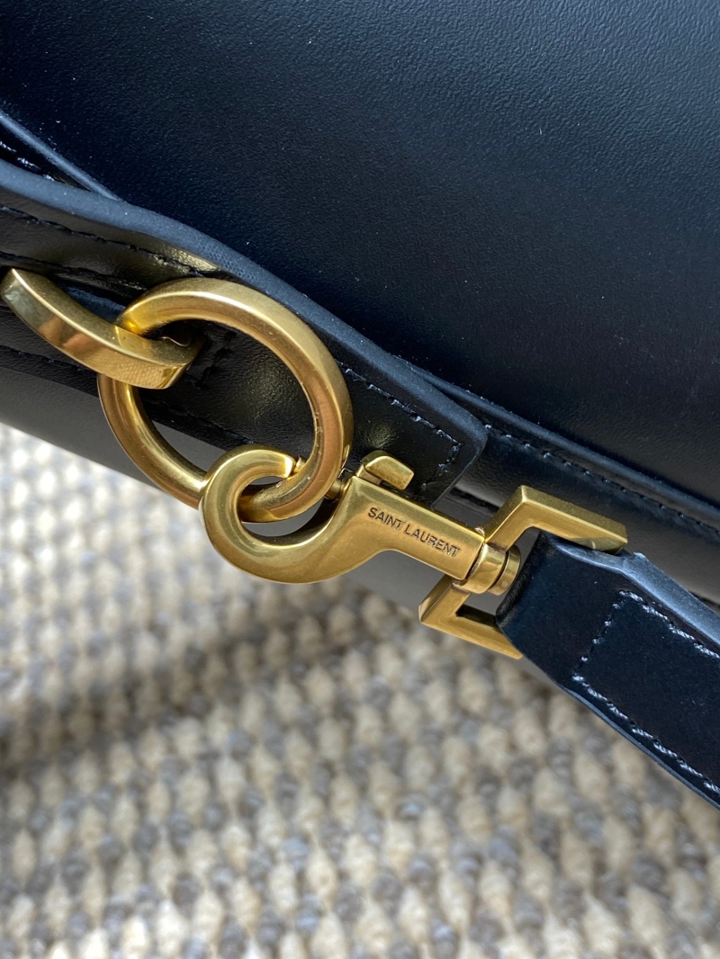 Y51 top handle bags